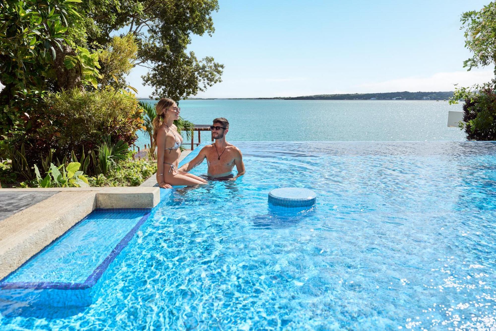 Cristalino Lagoon Front Hotel, Restaurant & Spa Bacalar Bagian luar foto