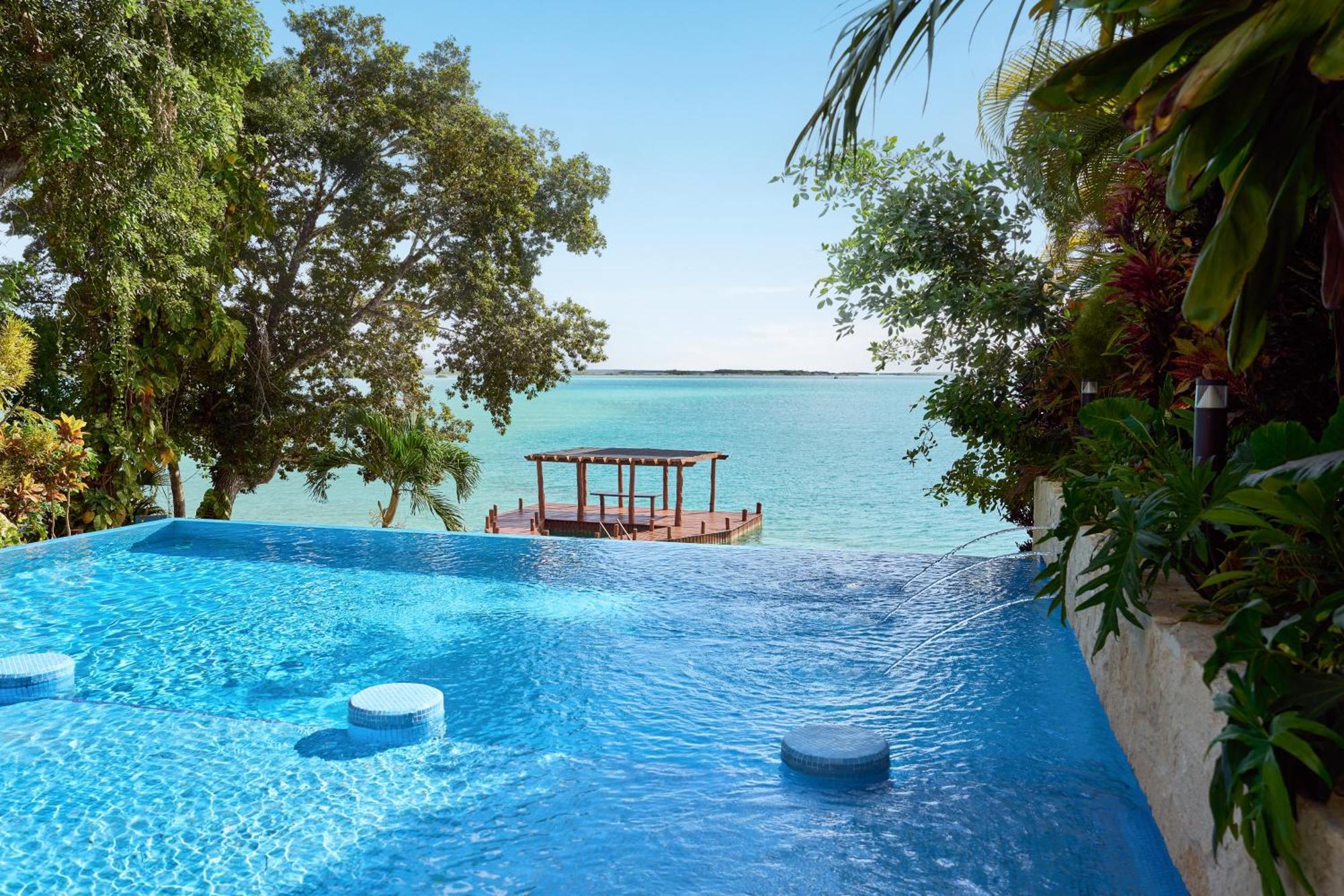 Cristalino Lagoon Front Hotel, Restaurant & Spa Bacalar Bagian luar foto