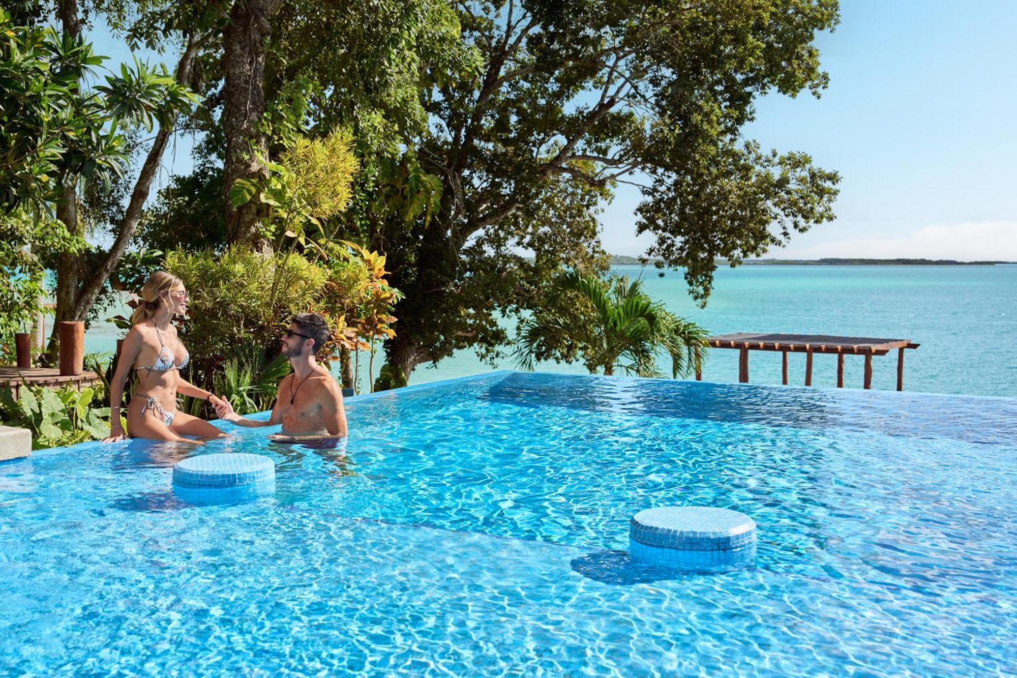 Cristalino Lagoon Front Hotel, Restaurant & Spa Bacalar Bagian luar foto
