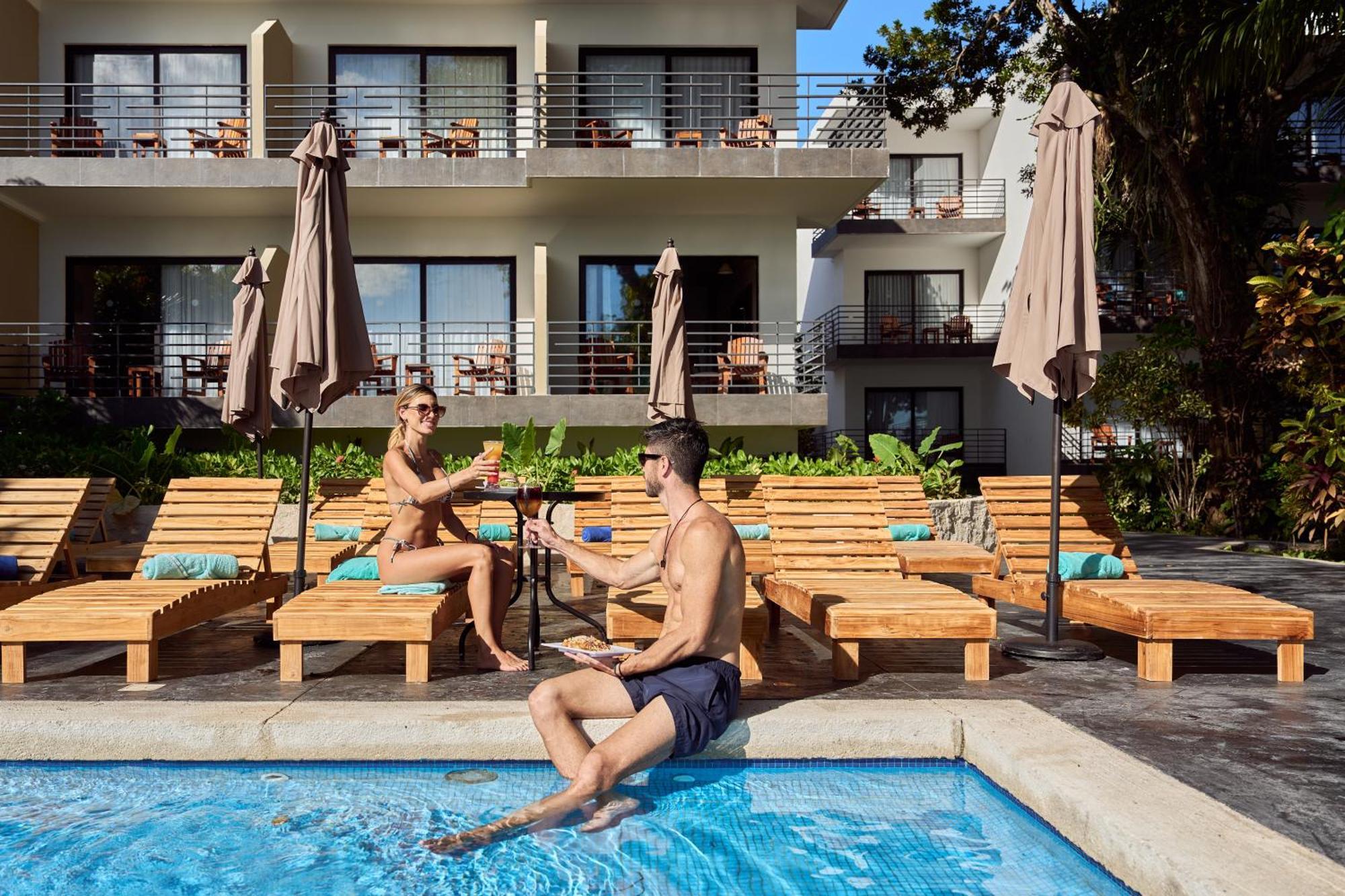 Cristalino Lagoon Front Hotel, Restaurant & Spa Bacalar Bagian luar foto